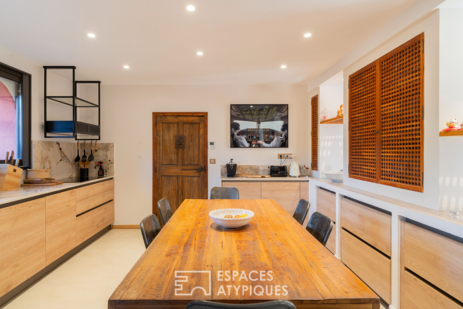 Maison d&rsquo;architecte rénovée avec échappée mer