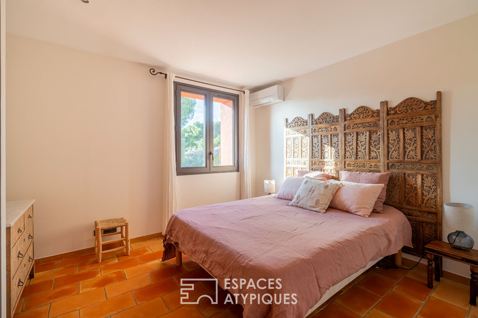 Maison d&rsquo;architecte rénovée avec échappée mer