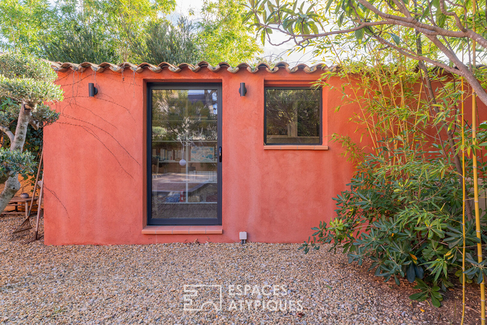 Maison d&rsquo;architecte rénovée avec échappée mer