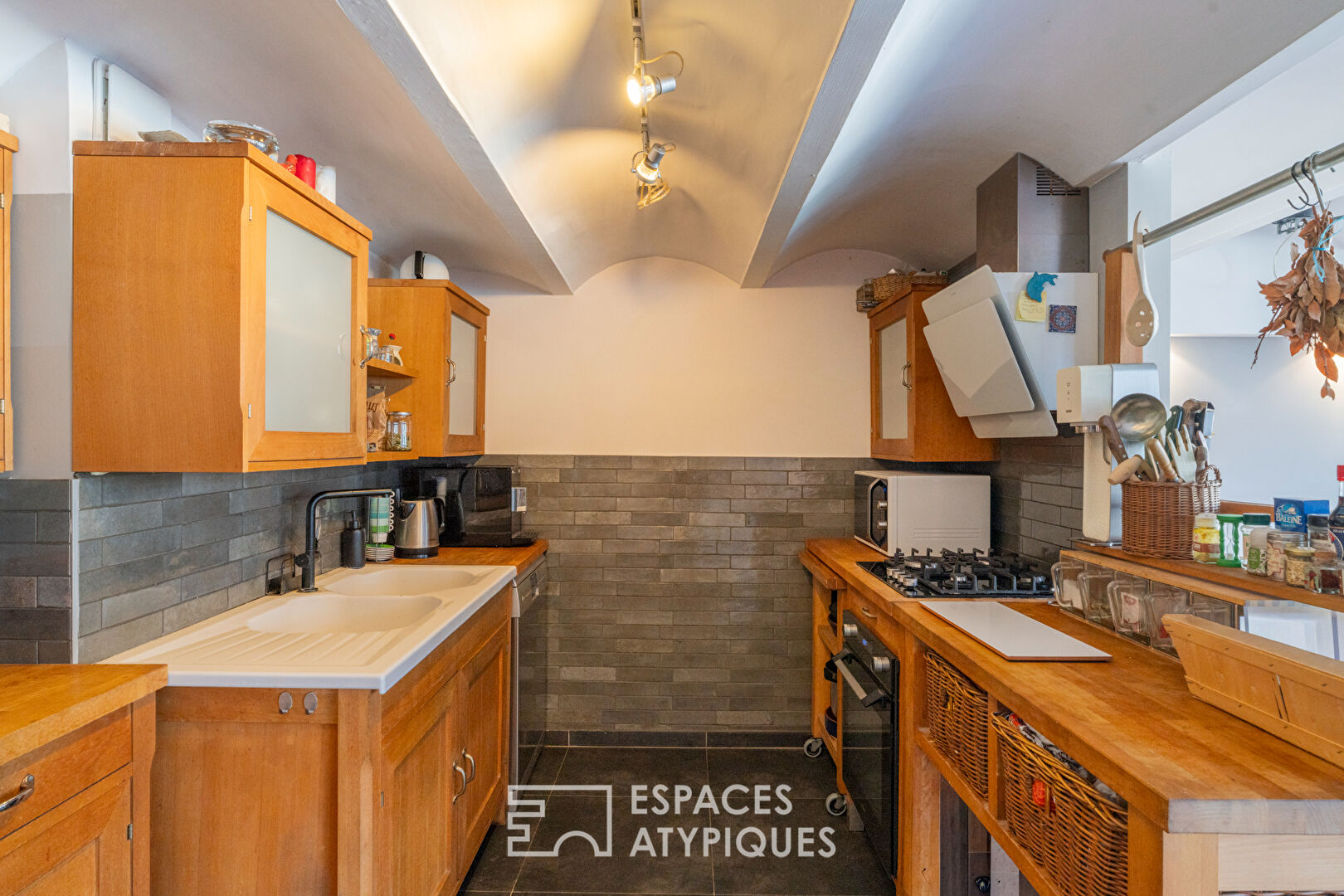 LOFT D&rsquo;ARCHITECTE HÉRITAGE INDUSTRIEL AU COEUR DE MARSEILLE