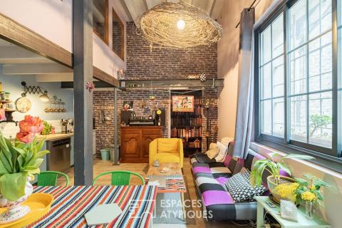 Loft d&rsquo;artiste dans une ancienne menuiserie et son théâtre-  La Plaine