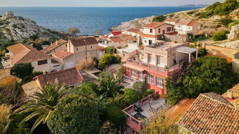 Demeure avec jardin exotique et vue mer - Calanque de Samena