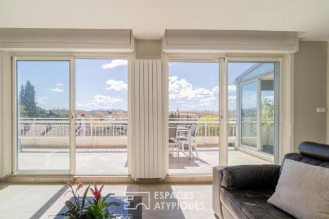 ROOFTOP  D&rsquo;EXCEPTION AU DERNIER ETAGE AVEC VUE SUR LES TOITS