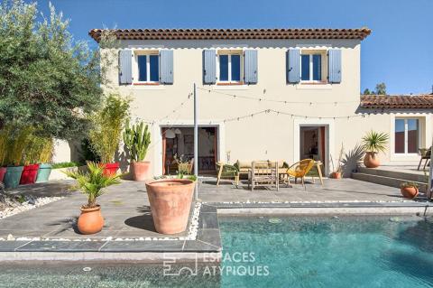 Villa méditerranéenne avec piscine et jardin paysager