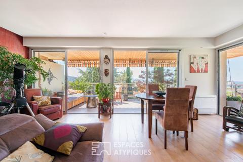Dernier étage en angle avec terrasse et vue dégagée