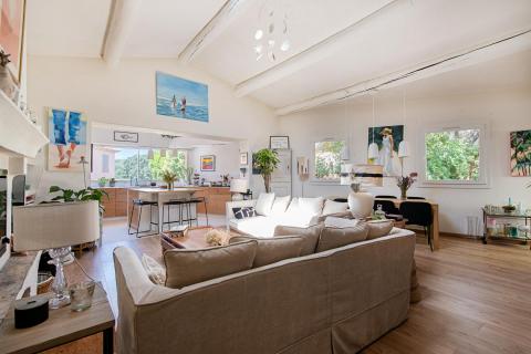 Maison de village avec terrasse