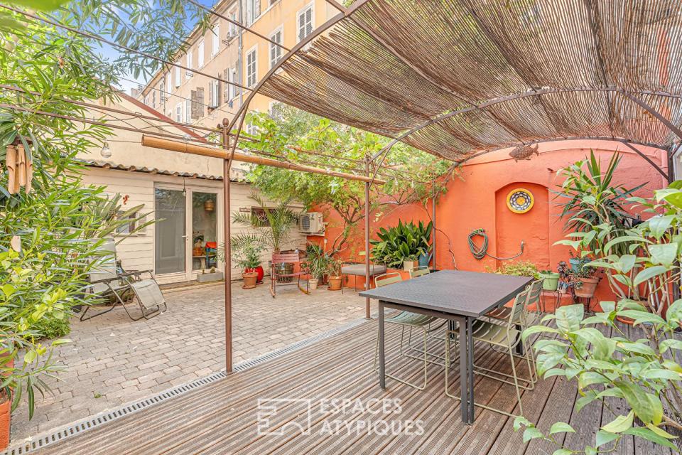 Appartement  avec cabanon et cour  intérieure