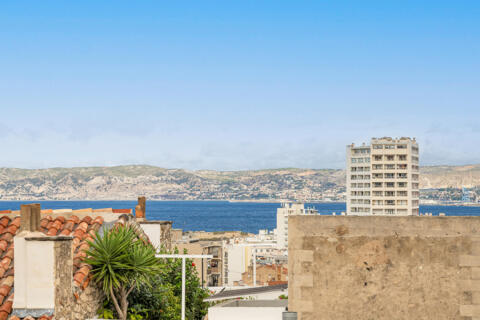Appartement contemporain rénové –  Marseille 7ème