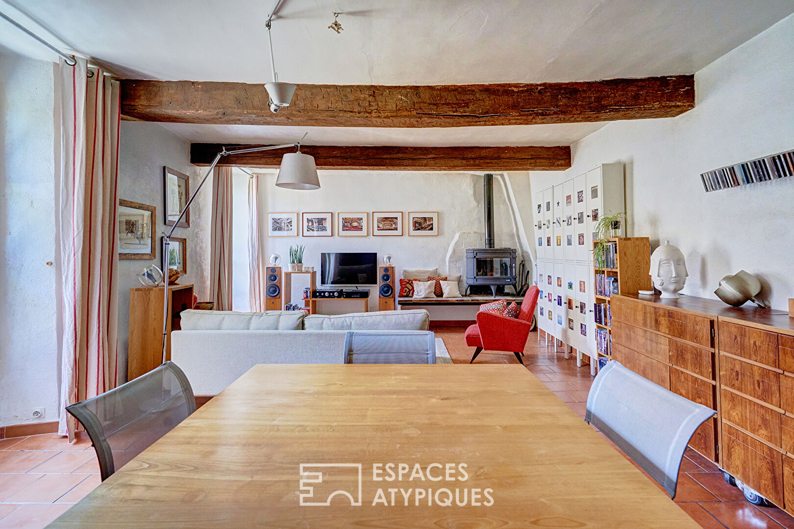 Maison de ville avec terrasse au coeur de la Provence
