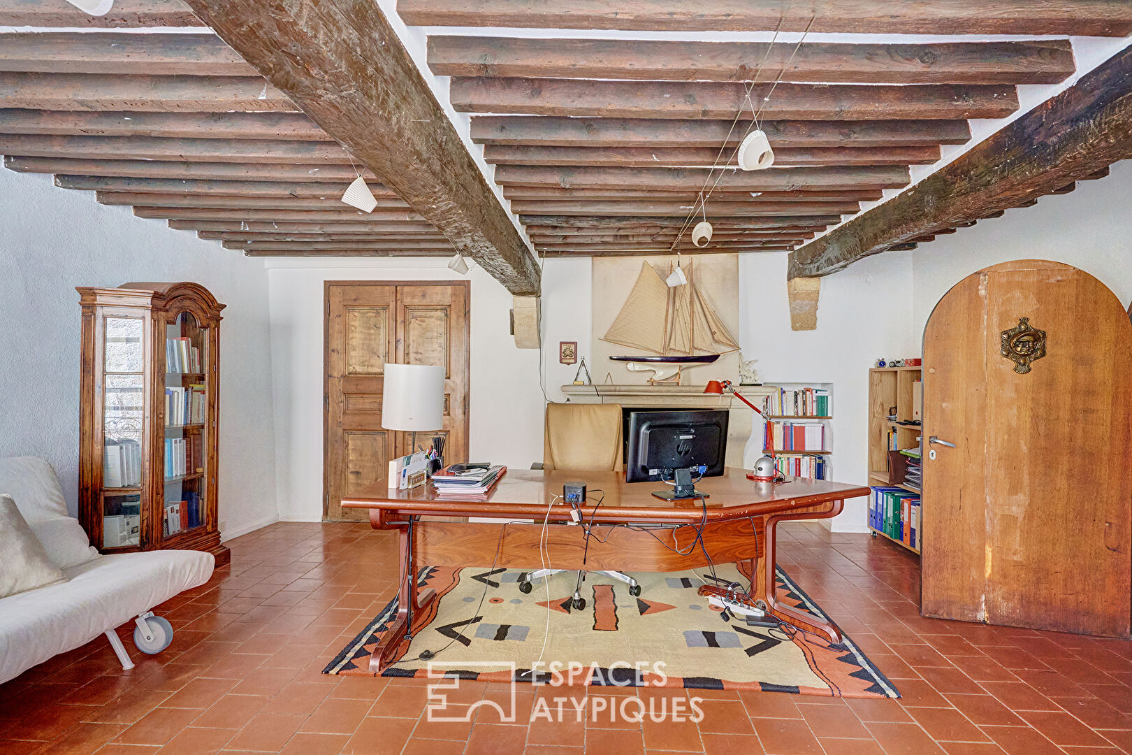 Maison de ville avec terrasse au coeur de la Provence