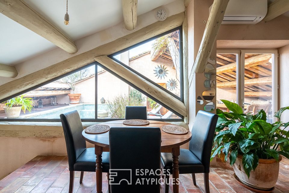 Loft au sein d'un hôtel particulier avec tropézienne