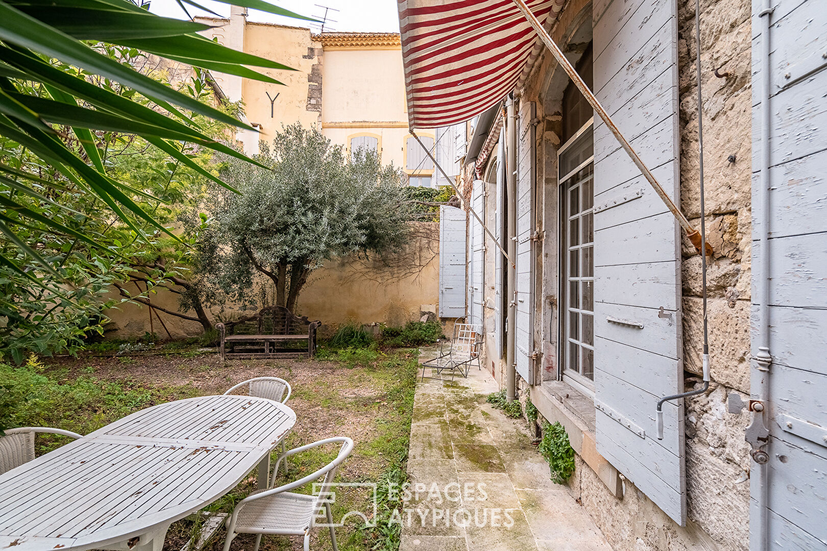 Character apartment with garden