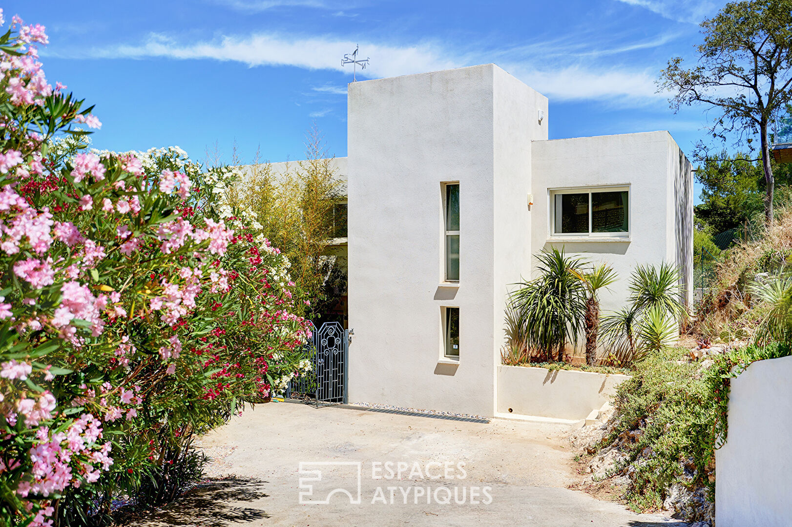 Maison contemporaine avec vue mer