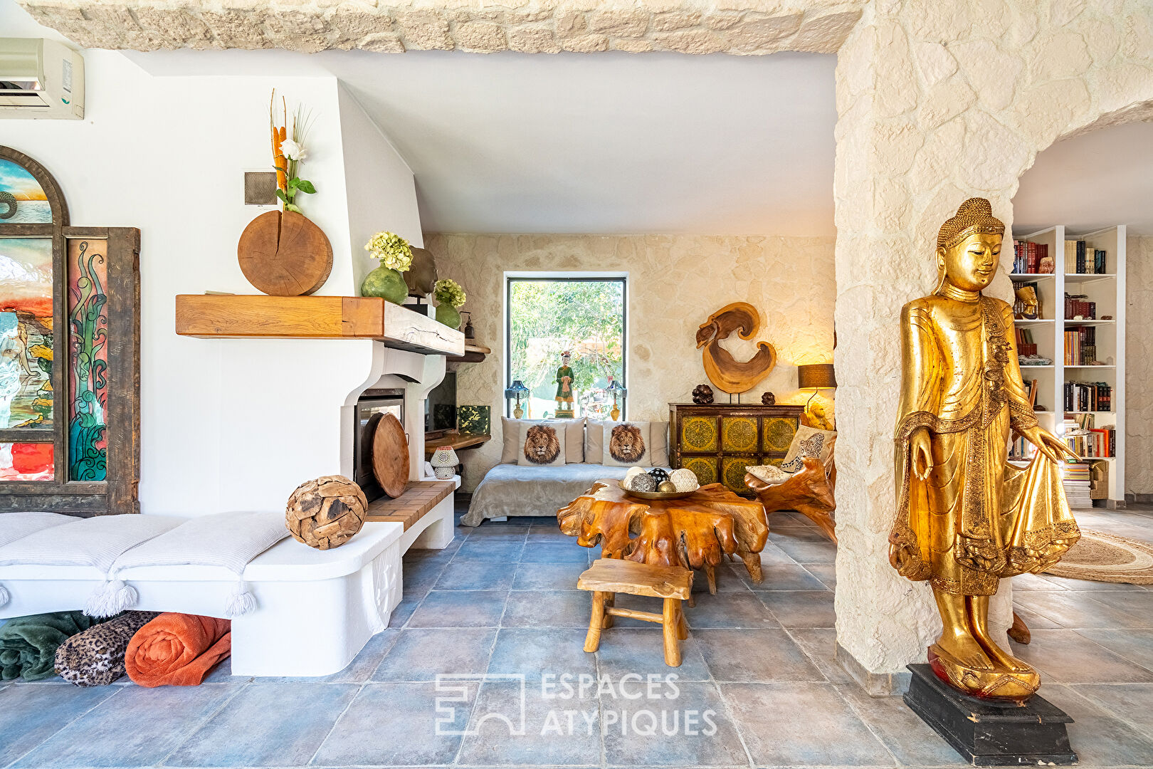 Maison de caractère avec jardin exotique