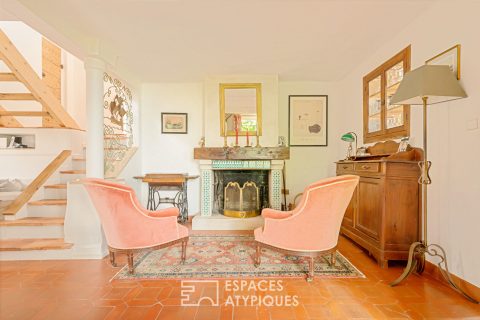 Terraced house with contemplative view