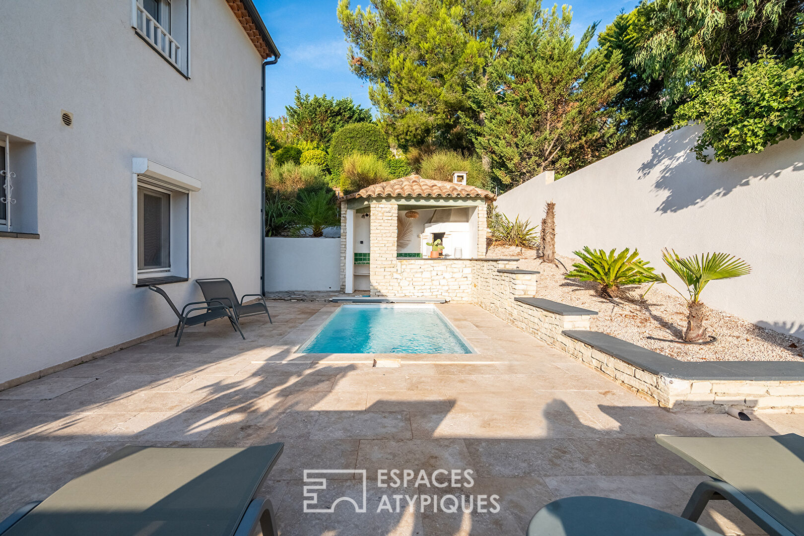 Villa provençale revisitée avec piscine