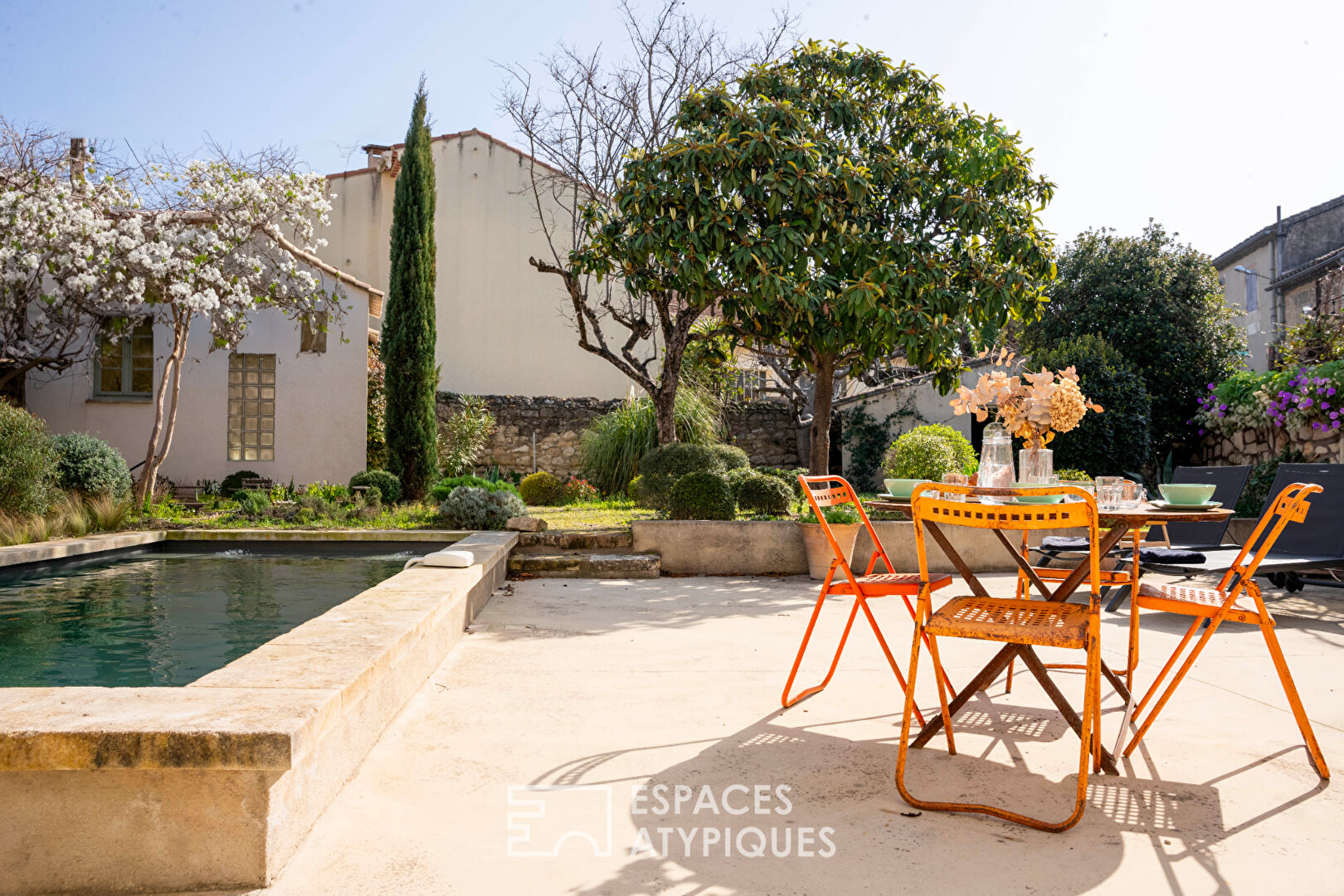 Green setting in the heart of Saint-Rémy-de-Provence