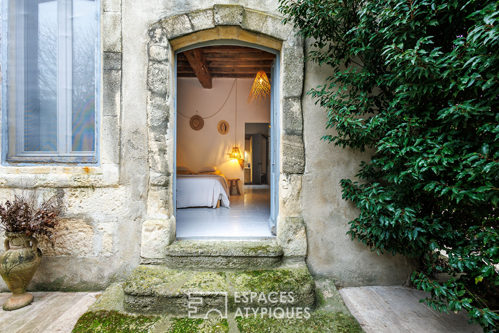 16th century farmhouse and its landscaped garden