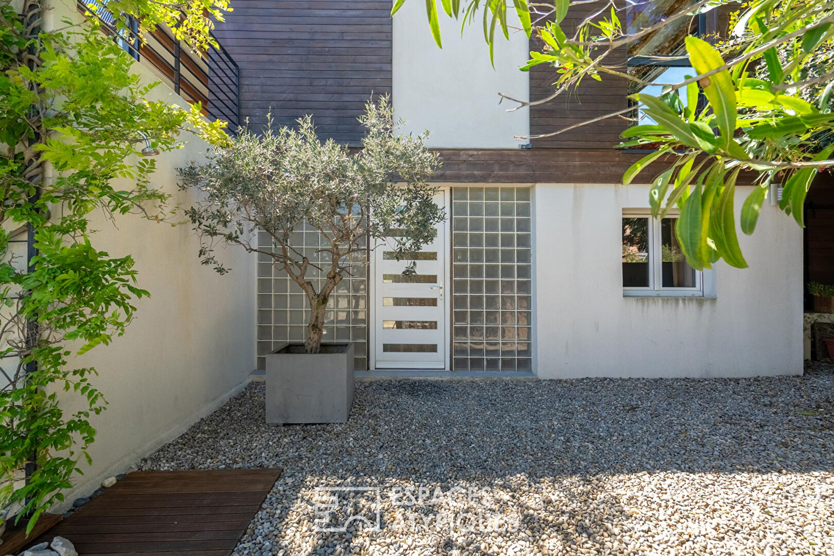 Maison contemporaine avec vue mer