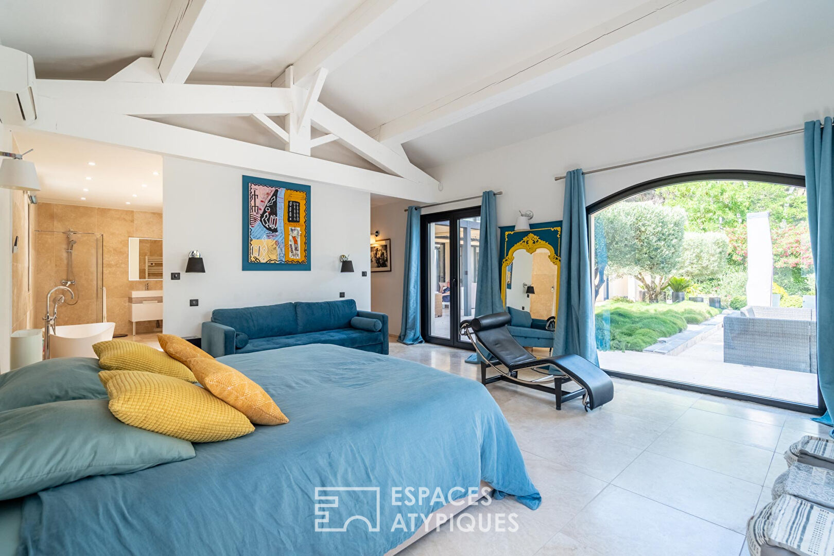Villa contemporaine au coeur des Alpilles
