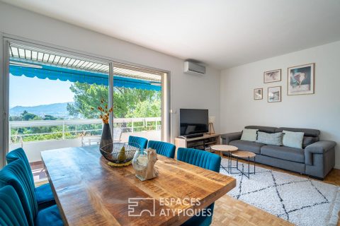 Apartment with open view