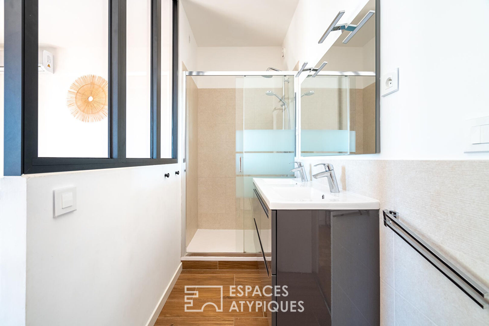 Apartment with open view