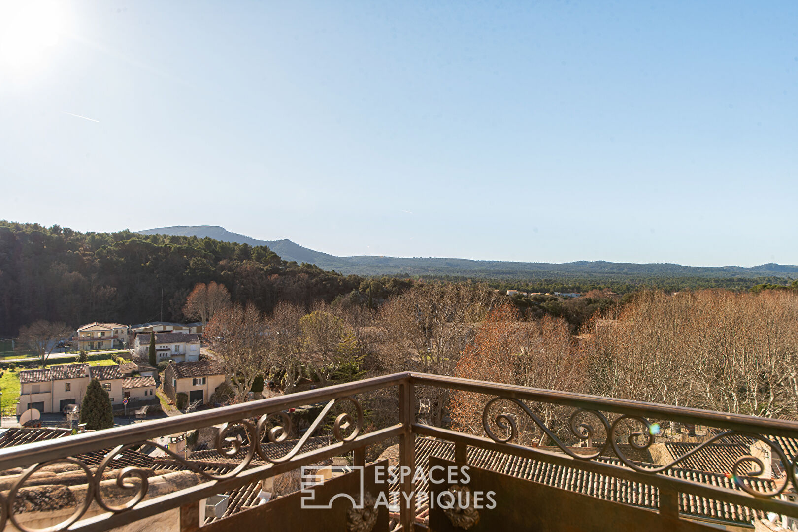 Renovated village house with panoramic terrace and independent studio