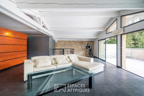 Ancien corps de ferme avec piscine