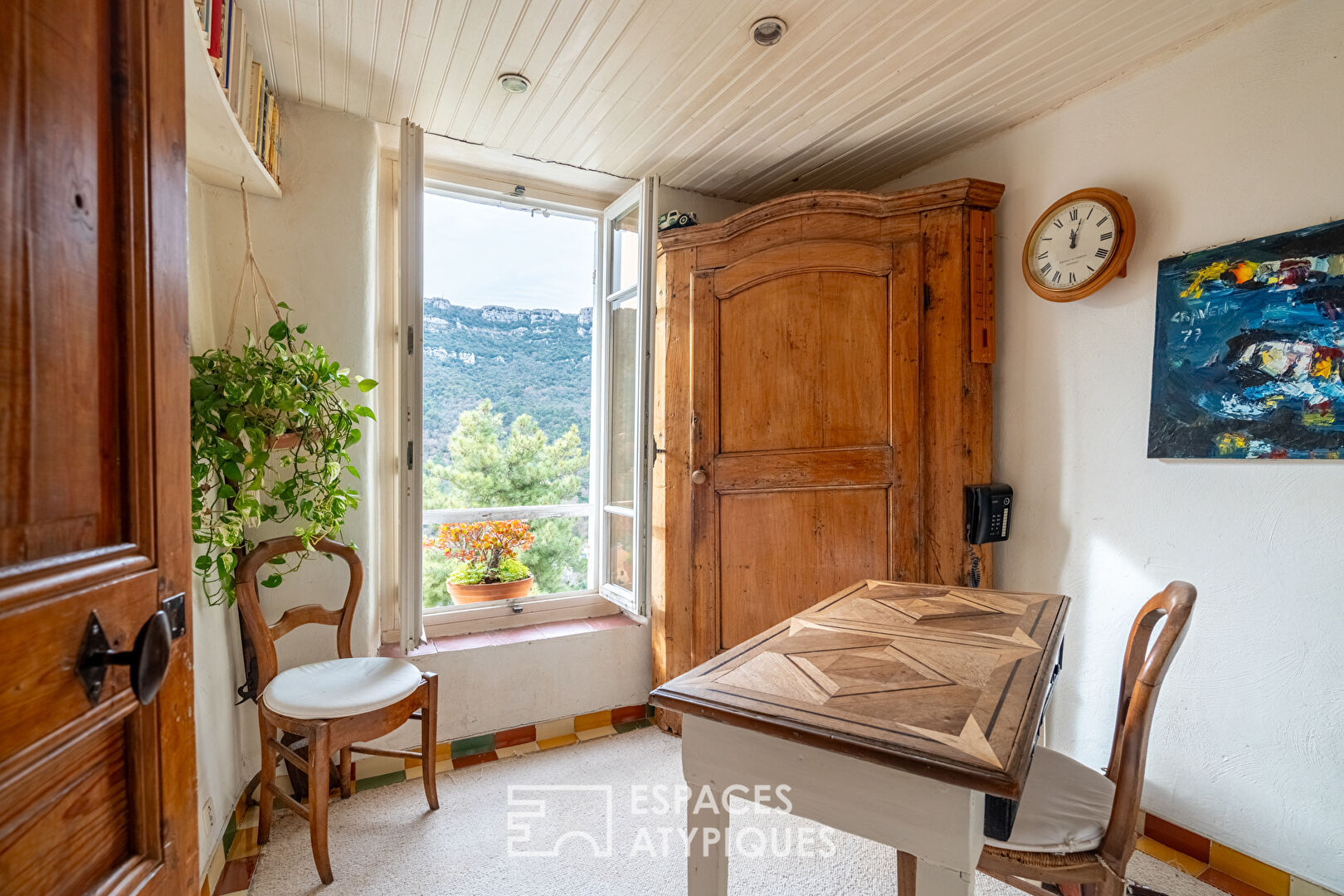 Un écrin de charme au coeur de la Provence avec avec vue Panoramique