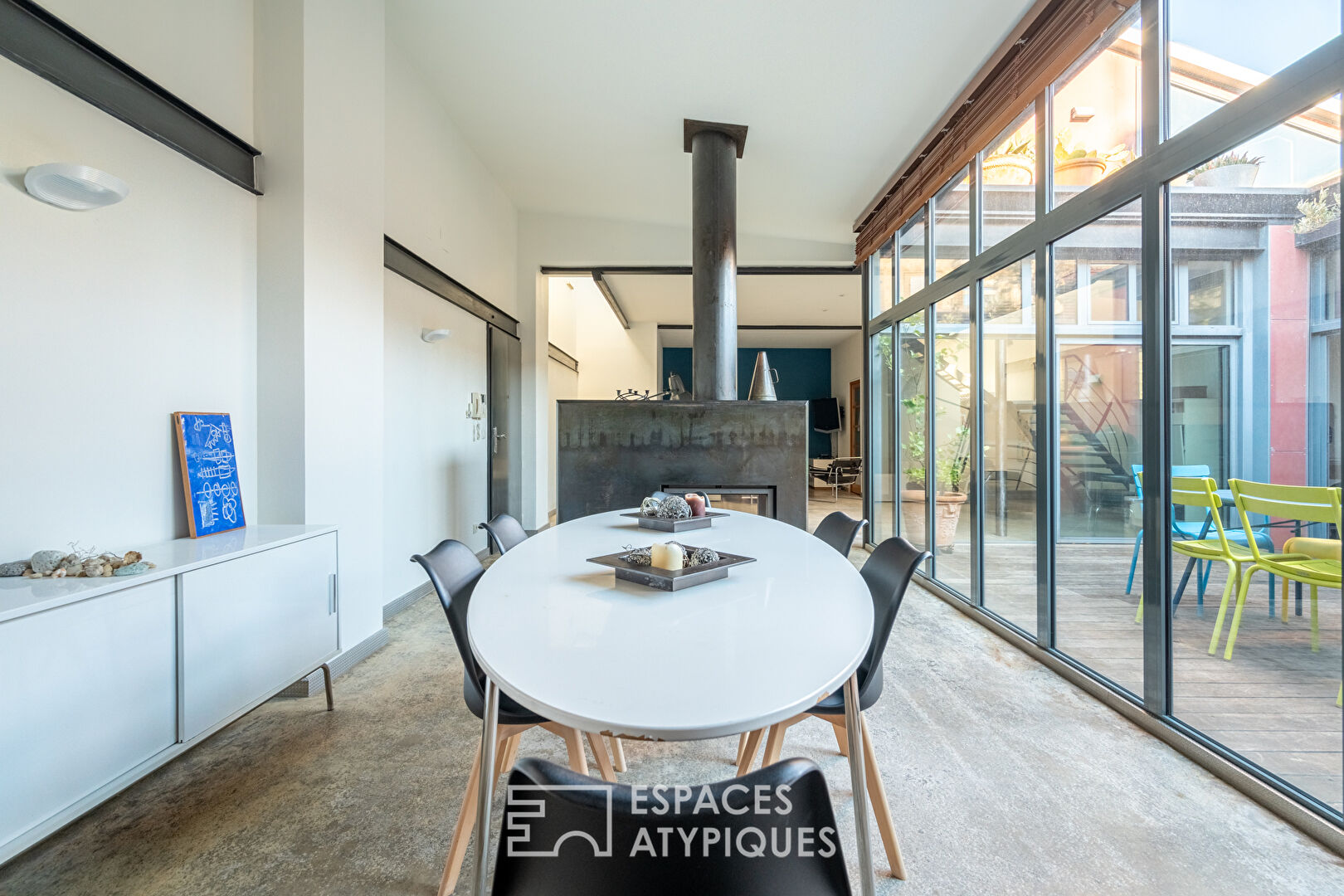 Loft d’architecte avec extérieur dans une ancienne manufacture