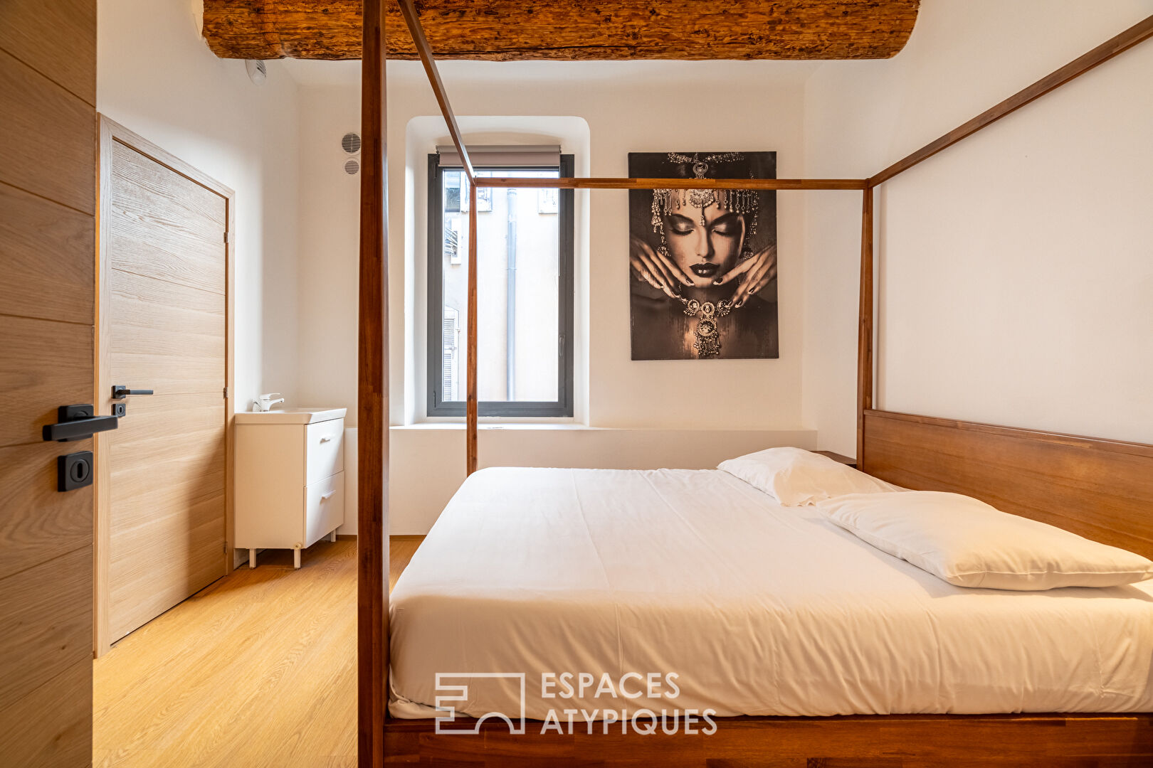 Renovated loft on the old port