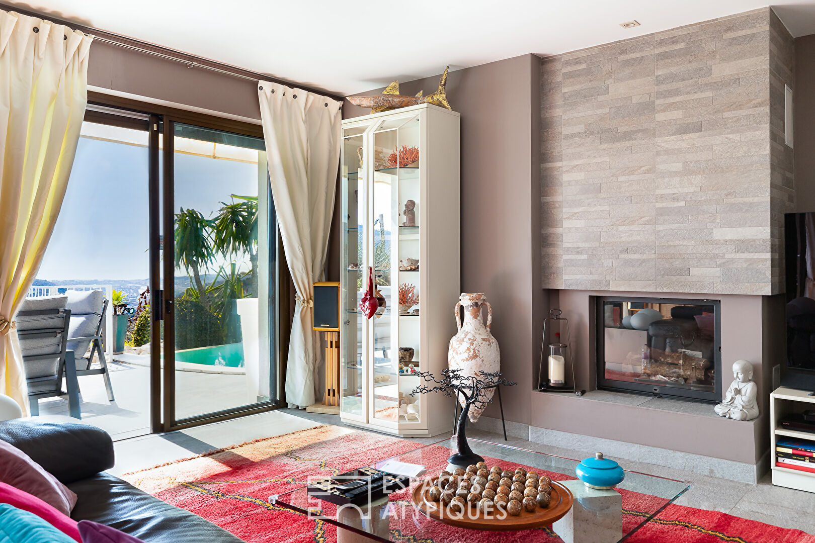 CARROS Villa de 6 pièces et 138m² avec piscine et vue panoramique