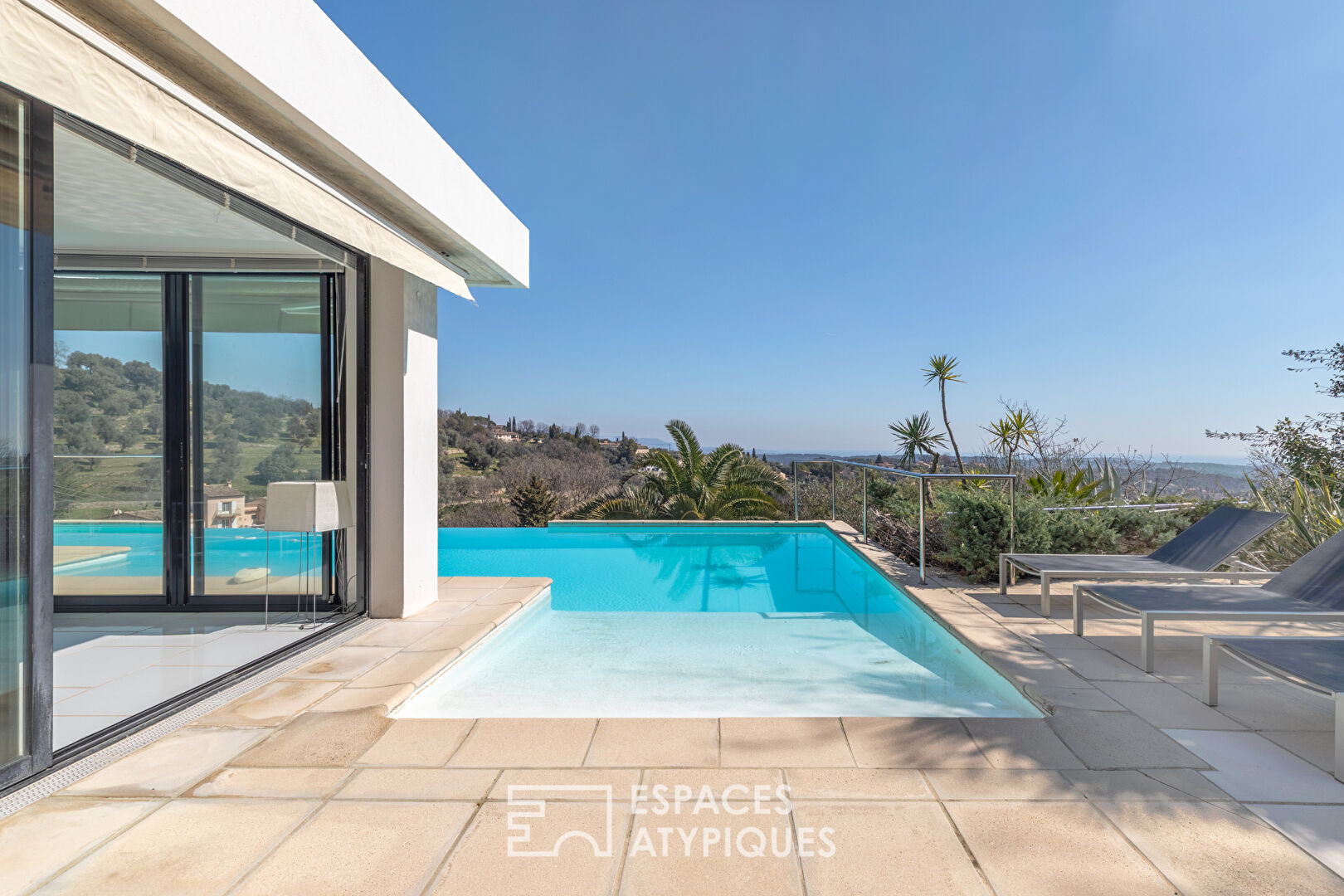 Architect-designed villa with sea view – LE ROURET