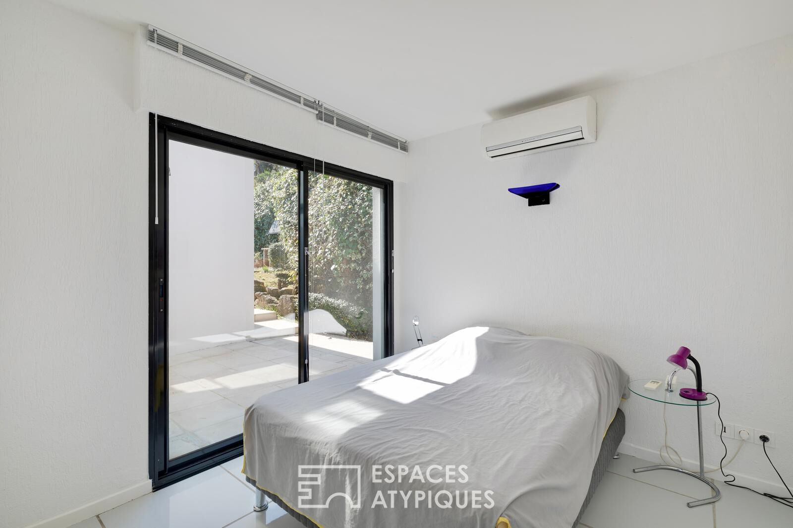 Architect-designed villa with sea view – LE ROURET
