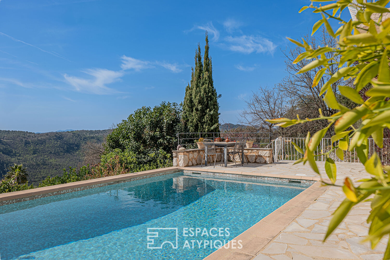 Charming house with swimming pool and sea view – 187.93 sqm – Tourrettes sur Loup