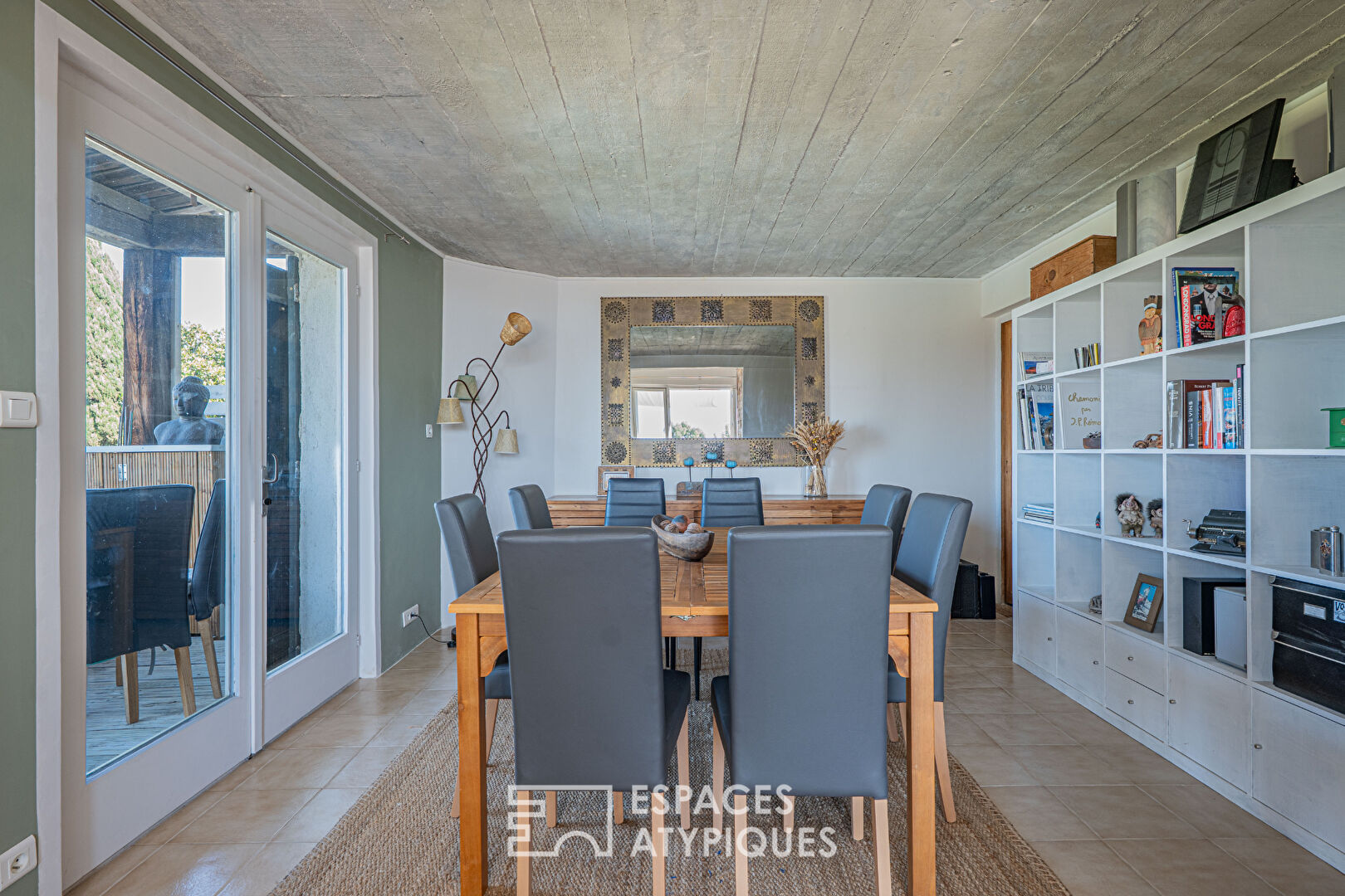5-room apartment in the heart of a charming house in Le Cannet