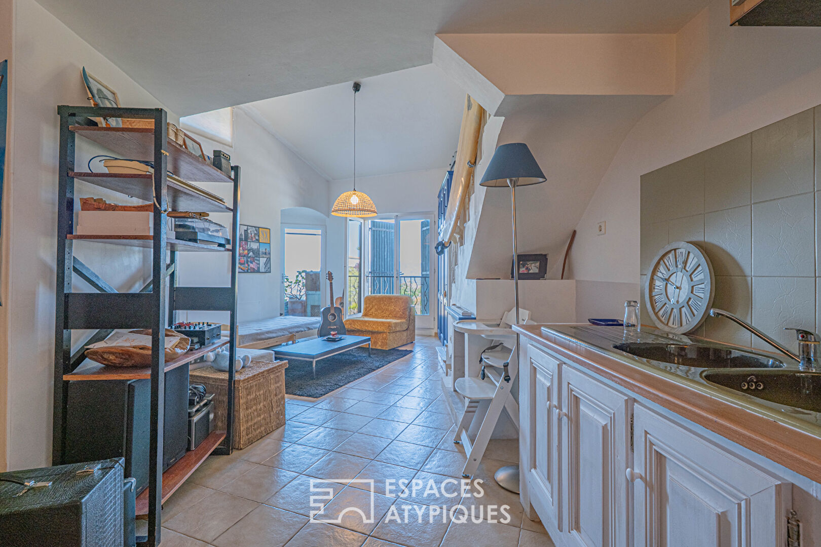 5-room apartment in the heart of a charming house in Le Cannet