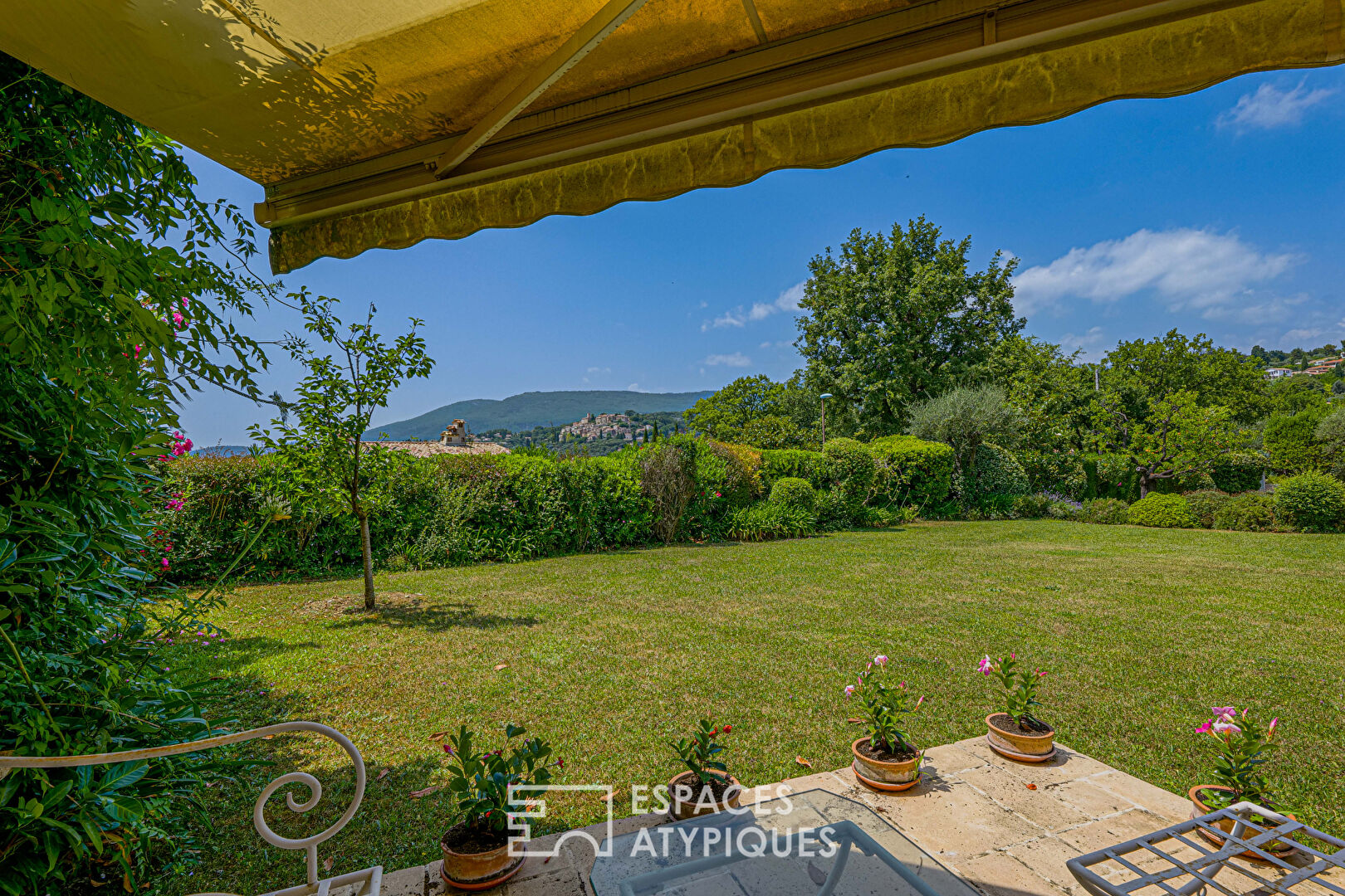 Propriété avec piscine – Chateauneuf de Grasse