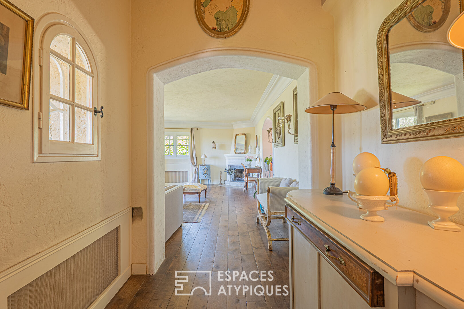 Maison d’architecte pleine de charme au Rouret