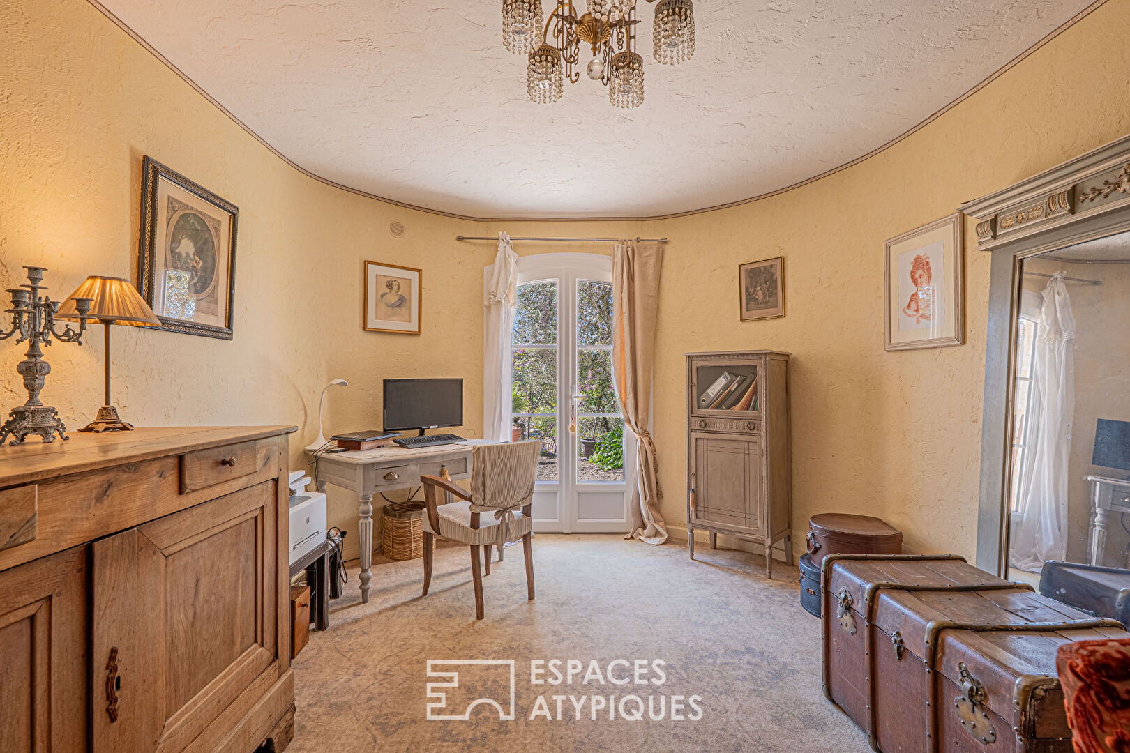 Maison d’architecte pleine de charme au Rouret