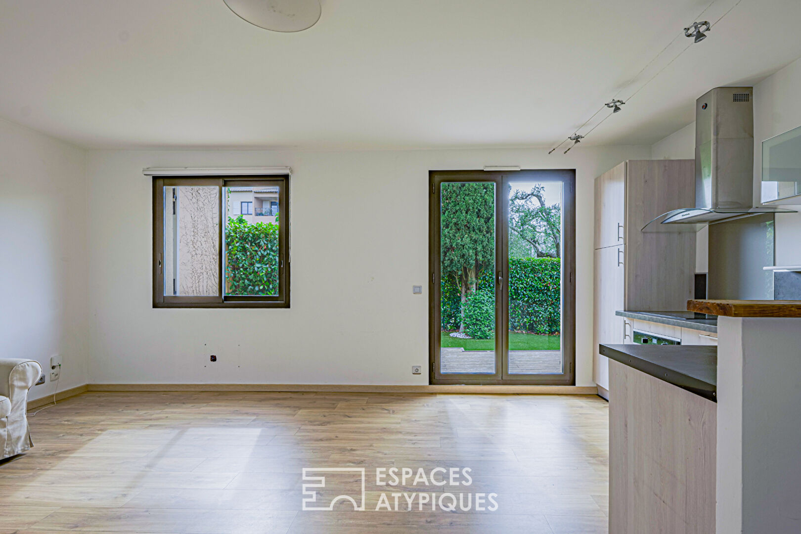 Renovated apartment with garden – Luxury residence in Mougins