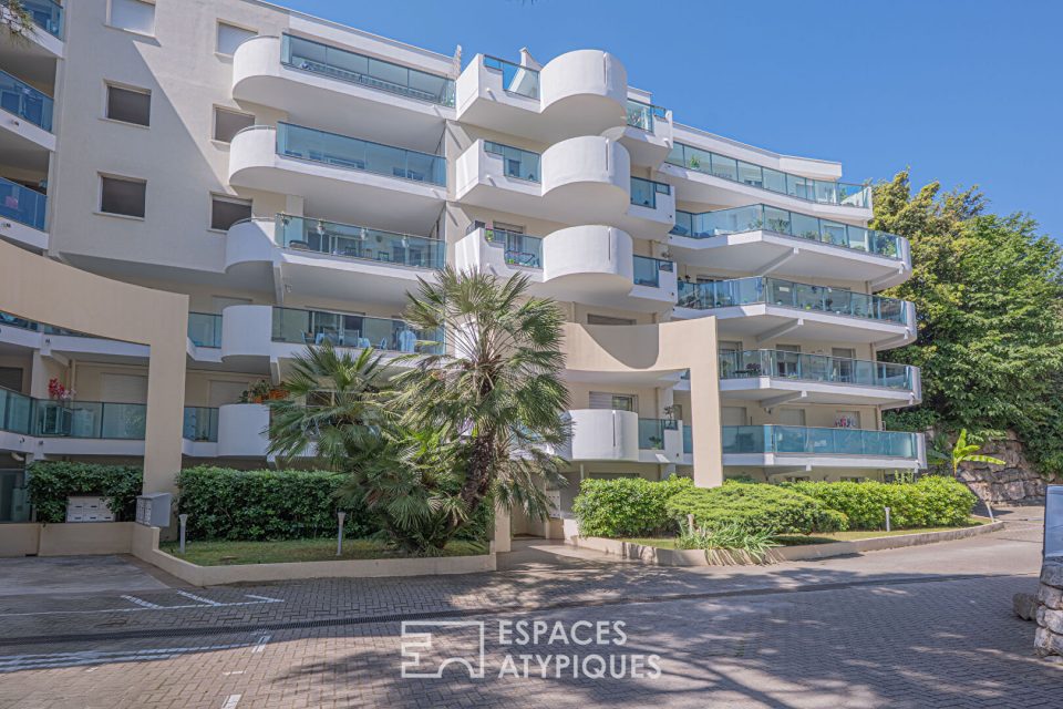 Appartement type 4 avec 40m2 de terrasse en rez de jardin - NICE
