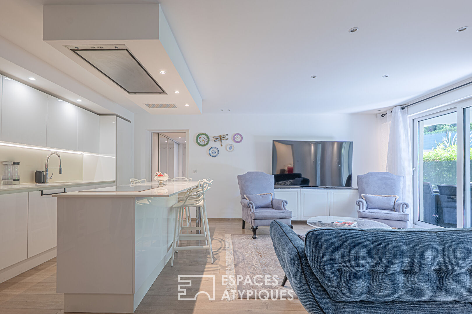 Appartement type 4 avec 40m2 de terrasse en rez de jardin – NICE