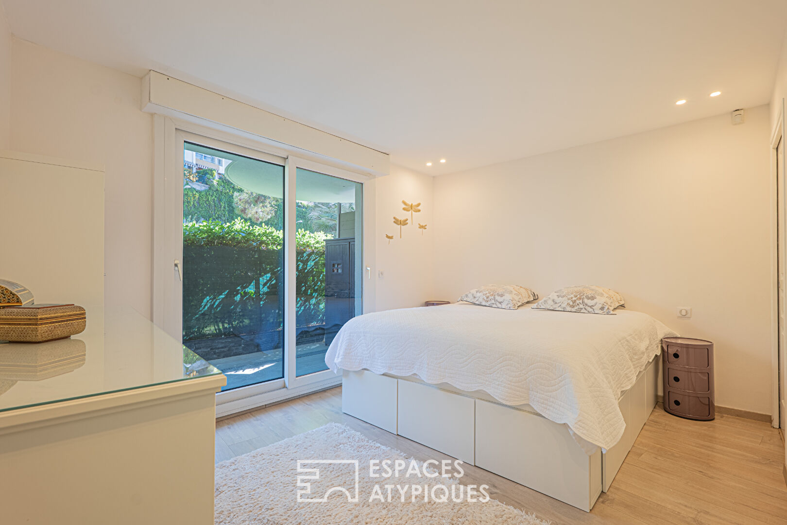 Appartement type 4 avec 40m2 de terrasse en rez de jardin – NICE