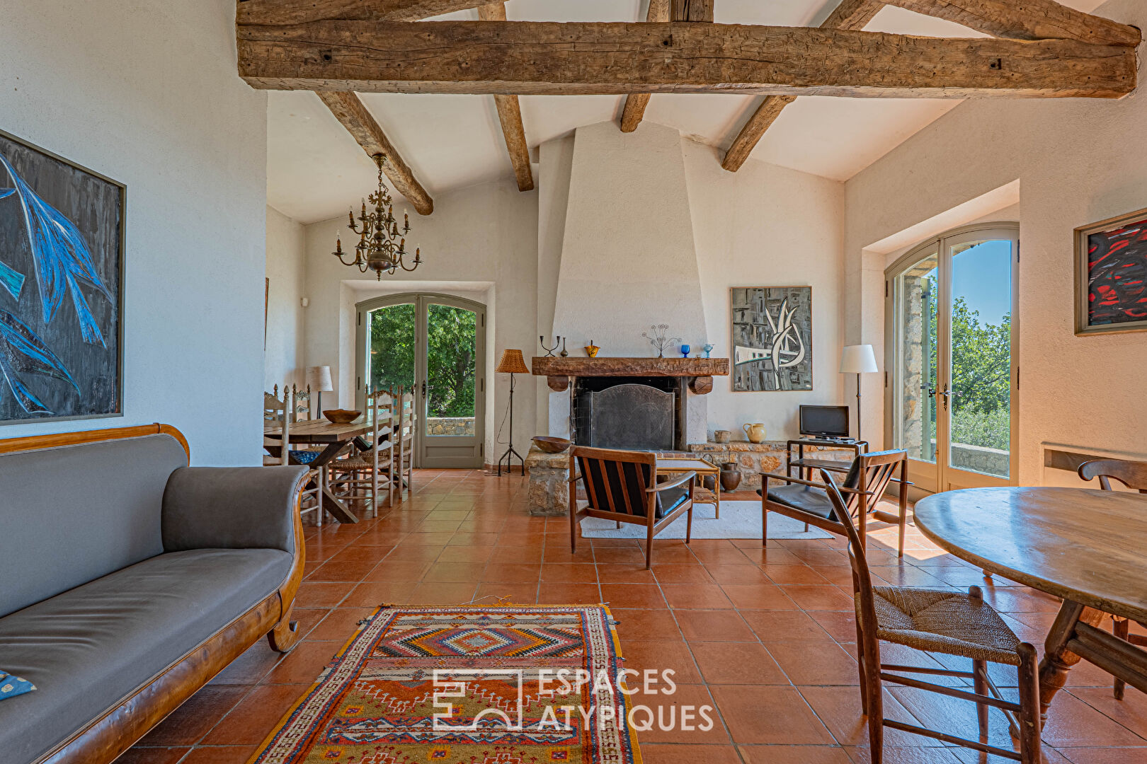 Authentique maison provençale en pierre avec vue mer – Spéracedes