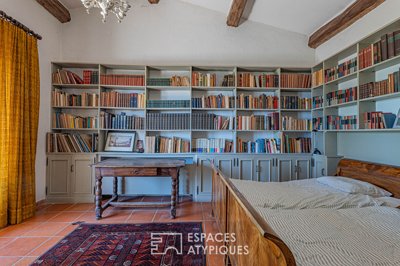 Authentique maison provençale en pierre avec vue mer – Spéracedes
