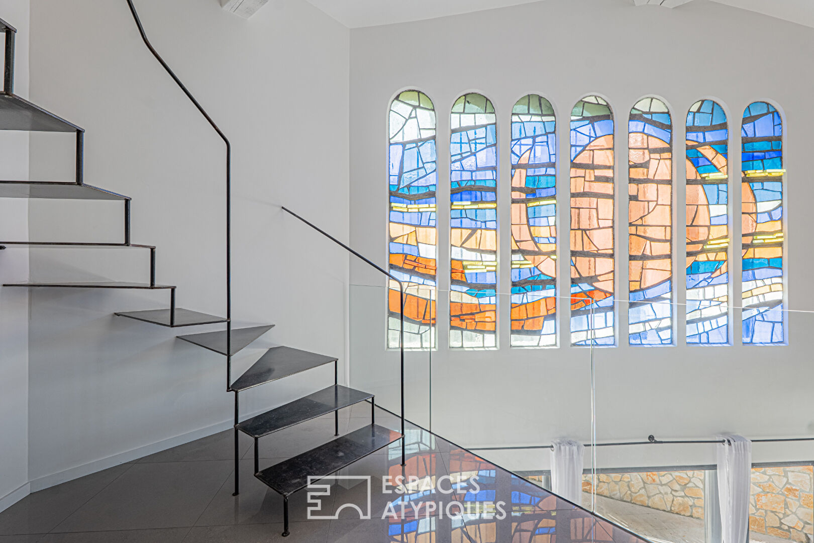 Old chapel completely renovated into a loft