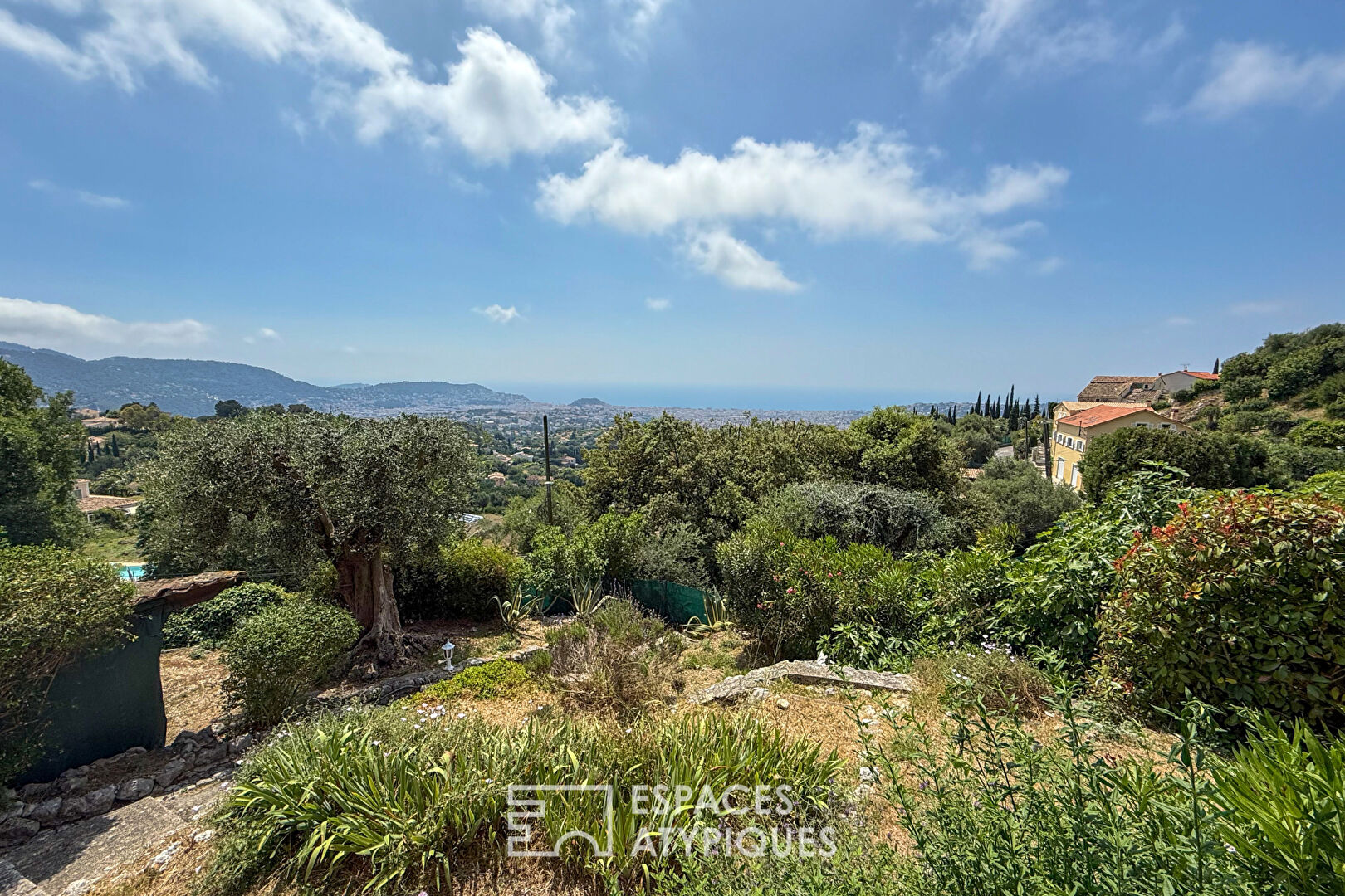 Maison de caractère rénovée vue panoramique mer à Nice