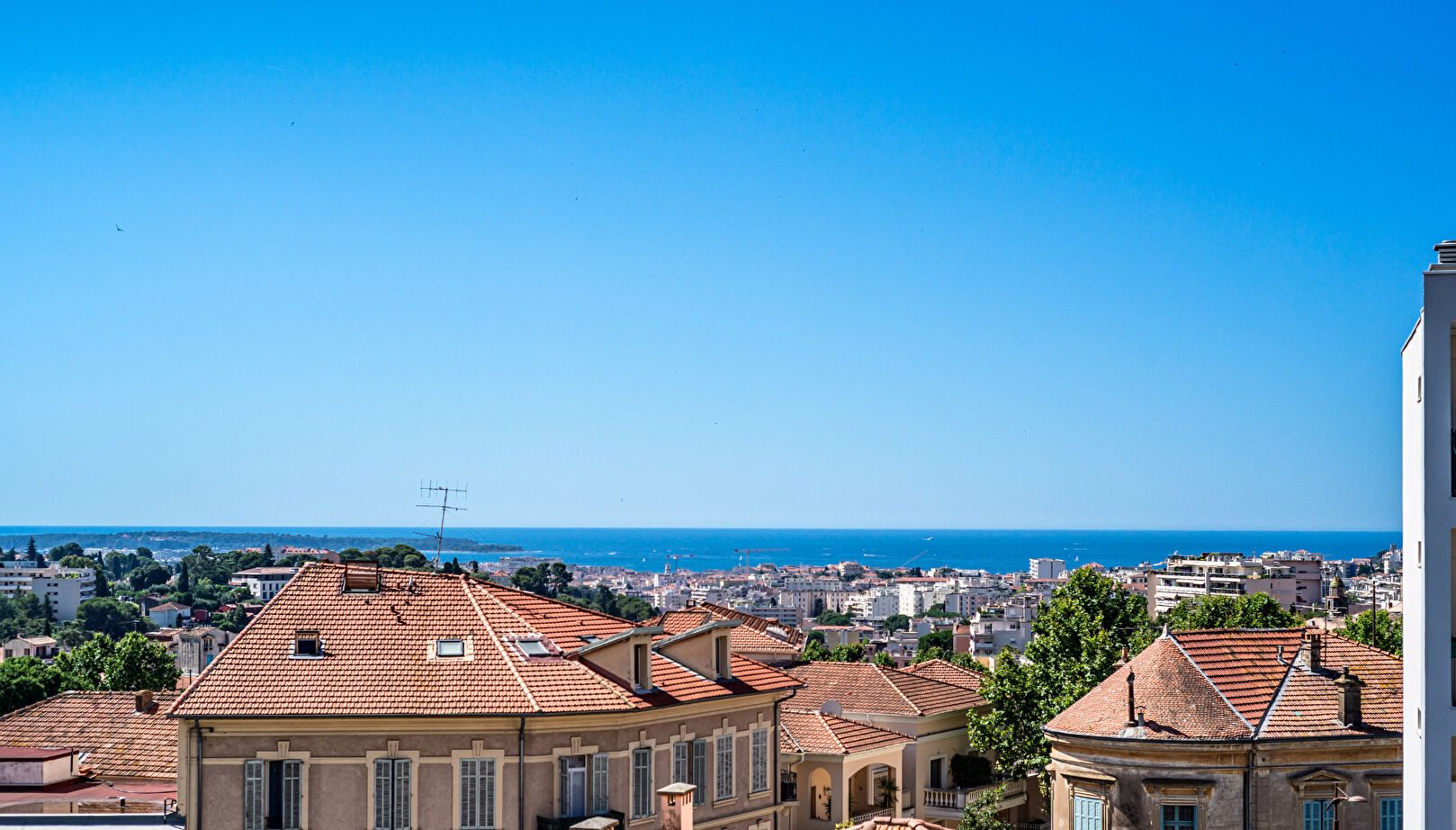 Superbe maison de ville en duplex de 100m² avec vue mer