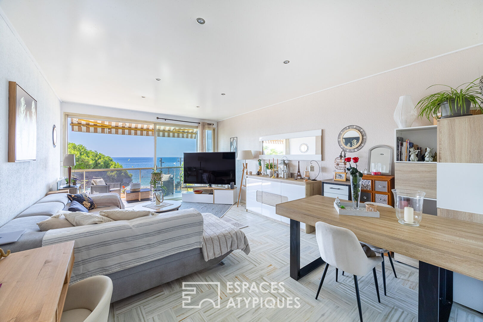 Beau 3 pièces de 79m² en étage élevé, terrasse vue mer panoramique